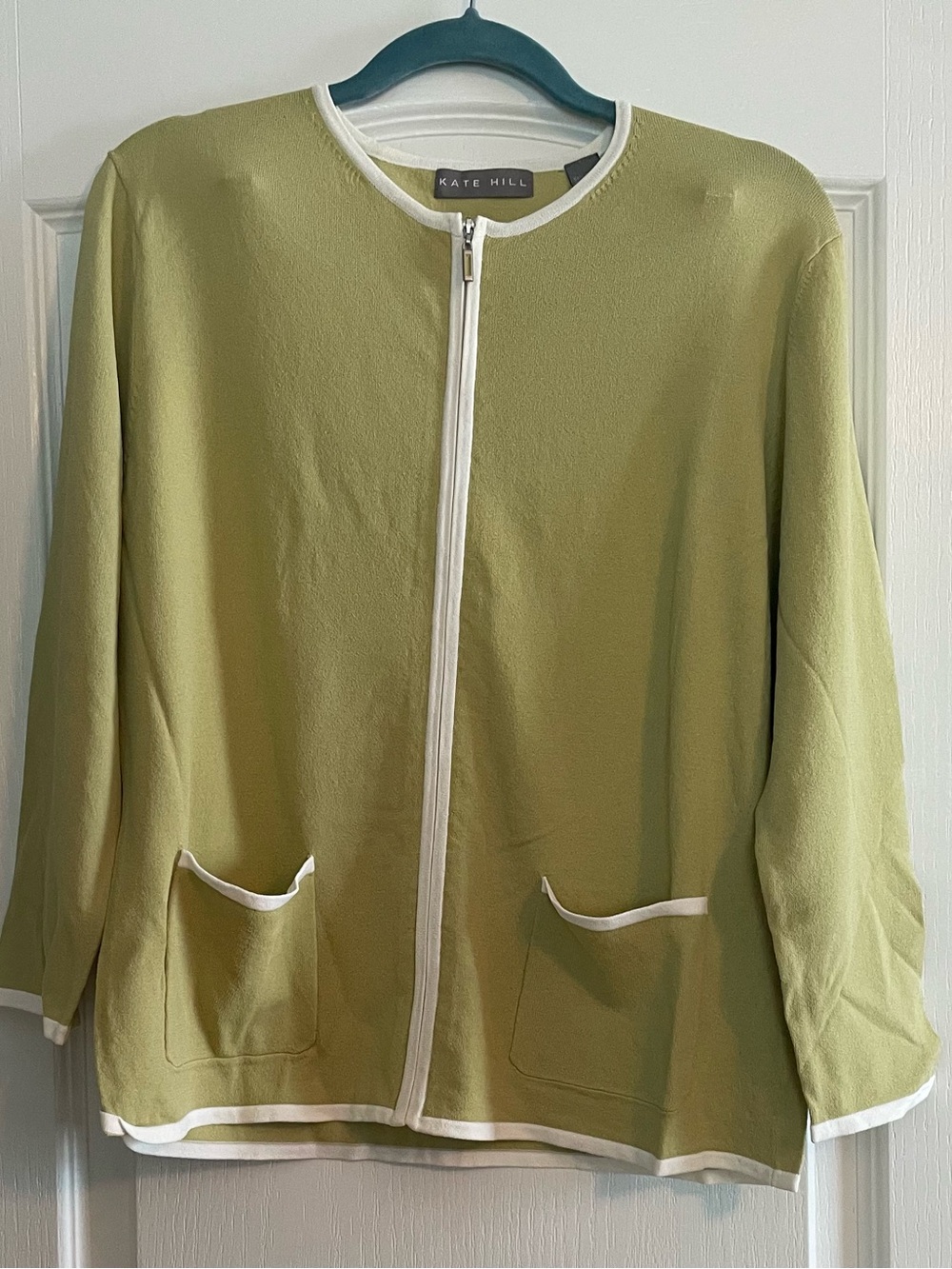 NWT Kate Hill Grandma Cardigan Light Olive Zip-Front with Pockets Women’s Sz L